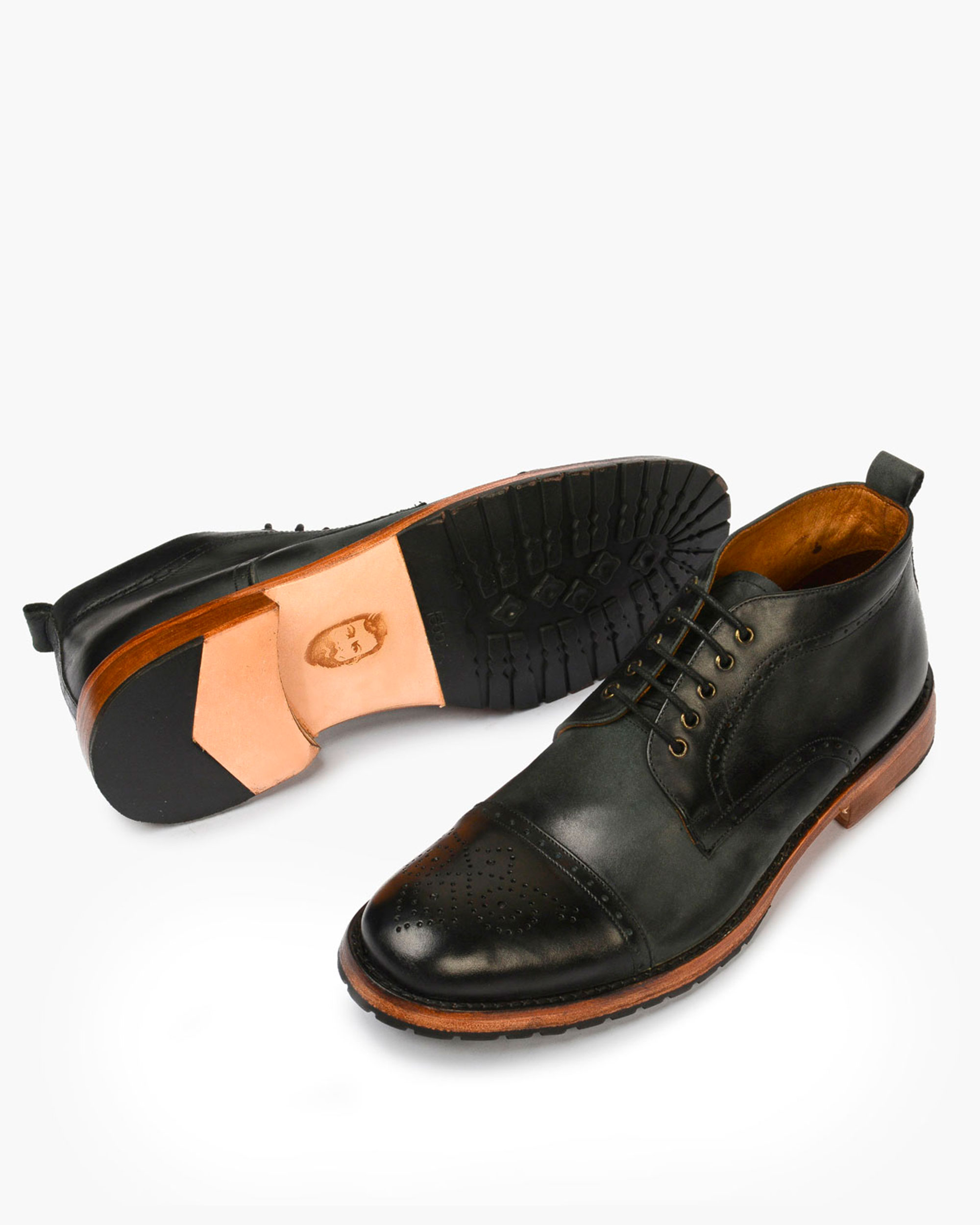 DORIAN | zapatos camperas equipaje Cambria Boots Black - Image 4