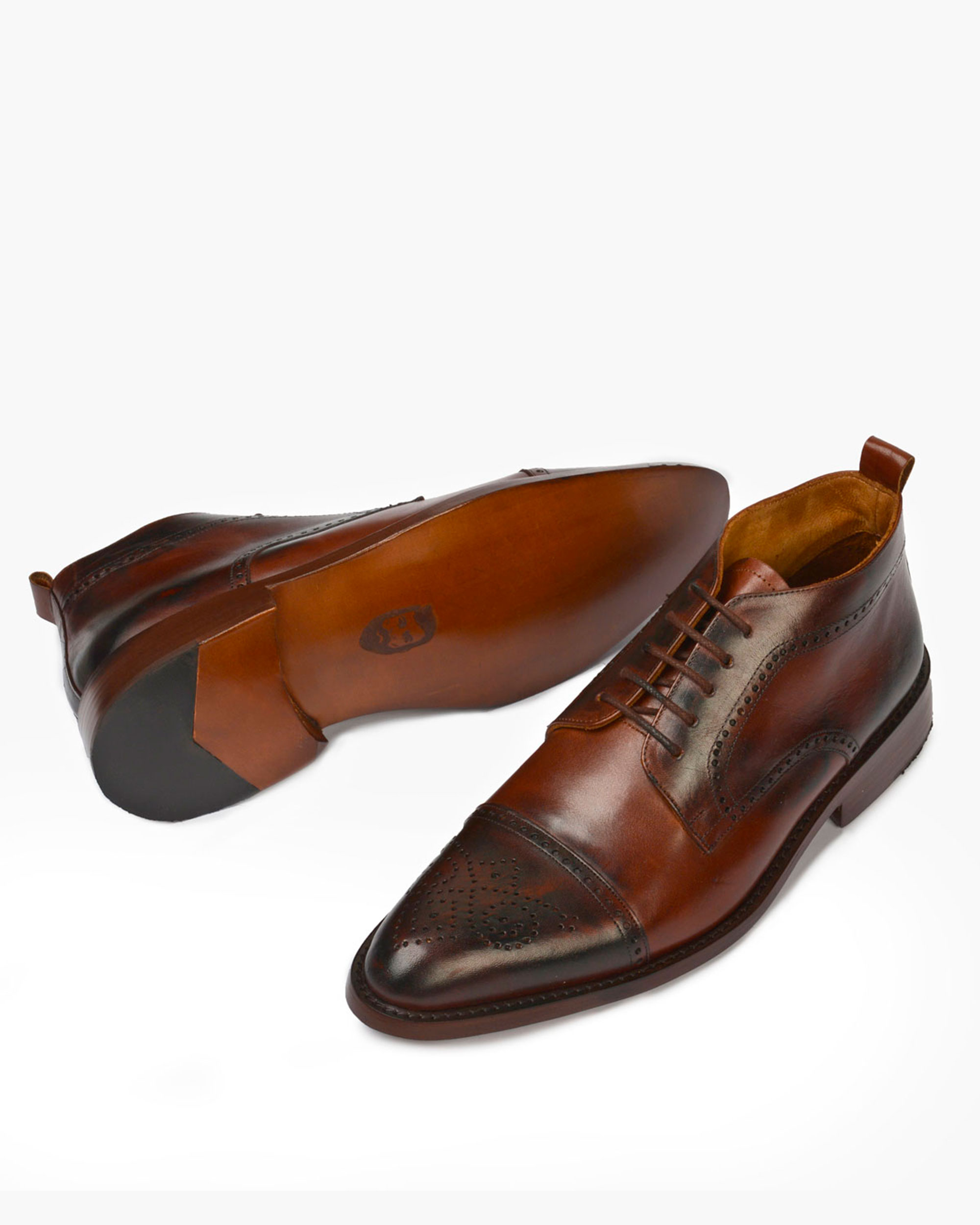 DORIAN | zapatos camperas equipaje London Boots Burgundy - Image 2