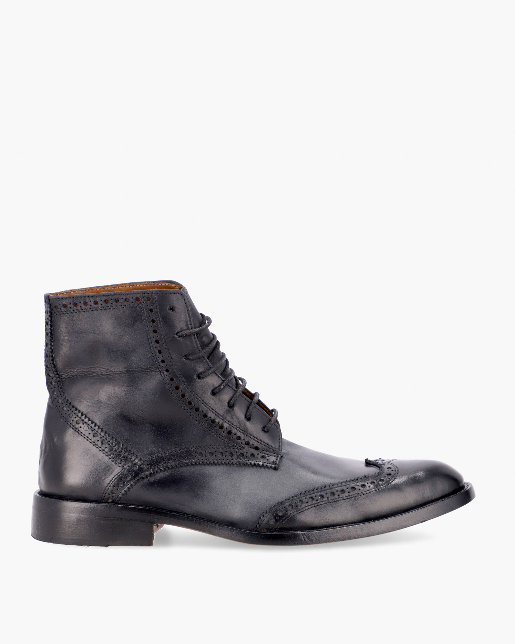 DORIAN | zapatos camperas equipaje Alvear Black Boots